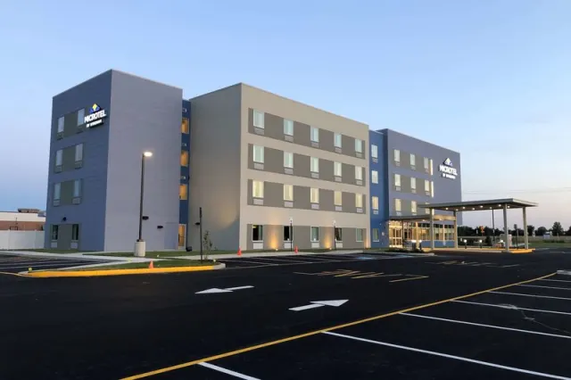 Microtel Inn  Suites by Wyndham Milford, Delaware