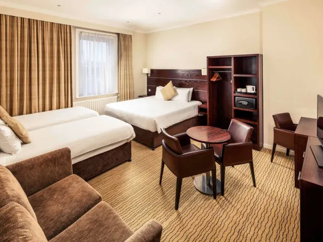 Mercure Maidstone Great Danes Hotel - photo 2