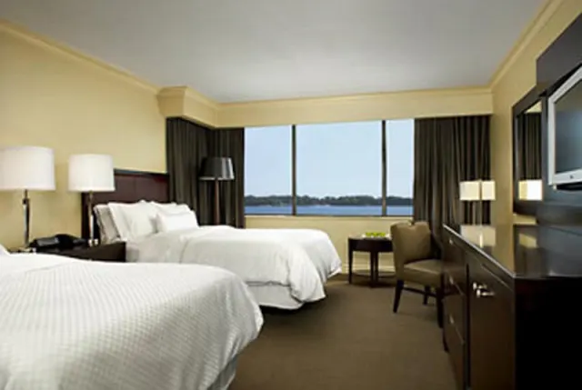 The Westin Harbour Castle, Toronto - photo 2