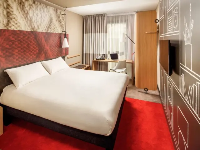 ibis London Canning Town - photo 4