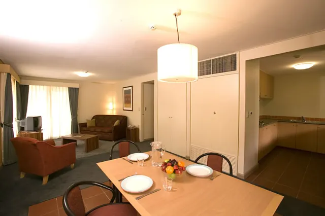 Emu Walk Apartments - photo 4