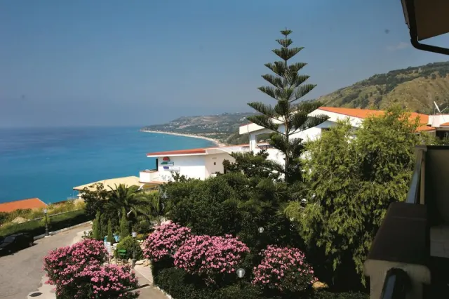 Santa Lucia, Tyrrhenian Coast