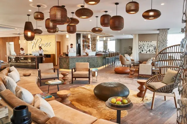 Resort Hotel - photo 3