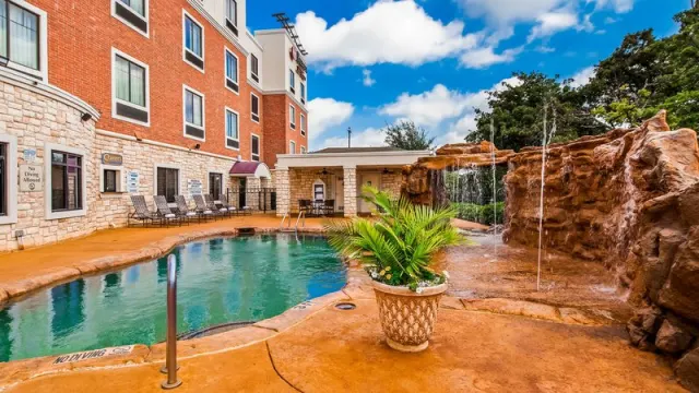 Best Western Premier Crown Chase Inn  Suites, Texas