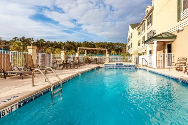 Country Inn  Suites by Radisson Hinesville GA, Georgia
