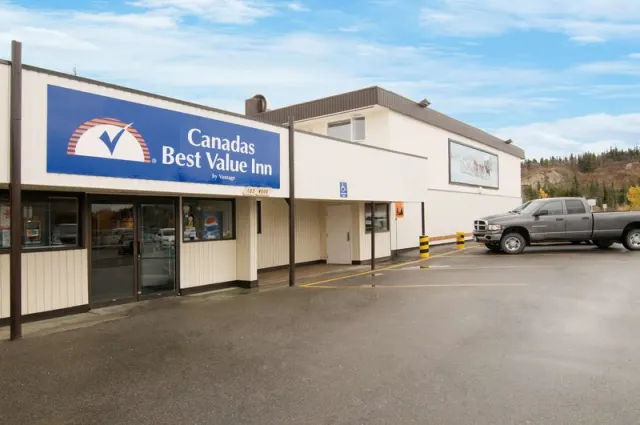 Canadas Best Value Inn- River View Hotel, Yukon