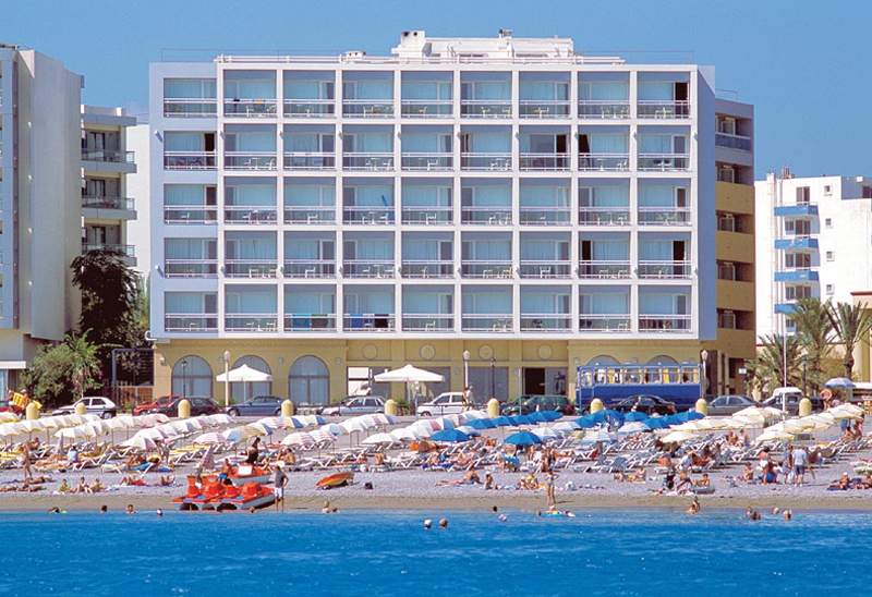 Ibiscus Hotel - photo 1