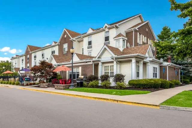 Birch Hill Suites, Ohio