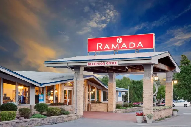 Ramada by Wyndham Gananoque Provincial Inn, Ontario