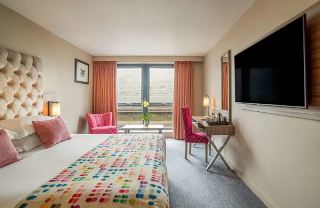 Boulevard Hotel - photo 3