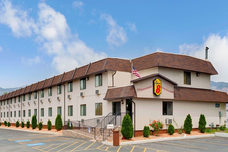 Super 8 by Wyndham Ogden - photo 1