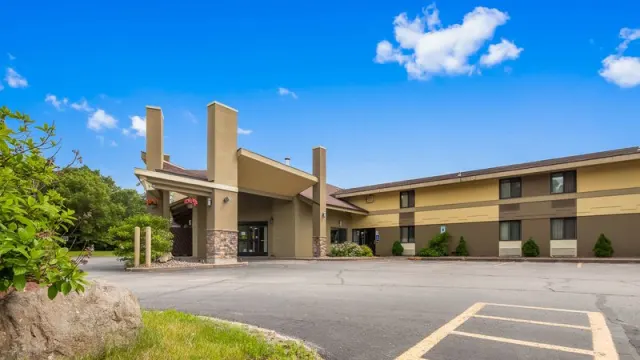 SureStay Plus Hotel by Best Western Black River Falls, Wisconsin