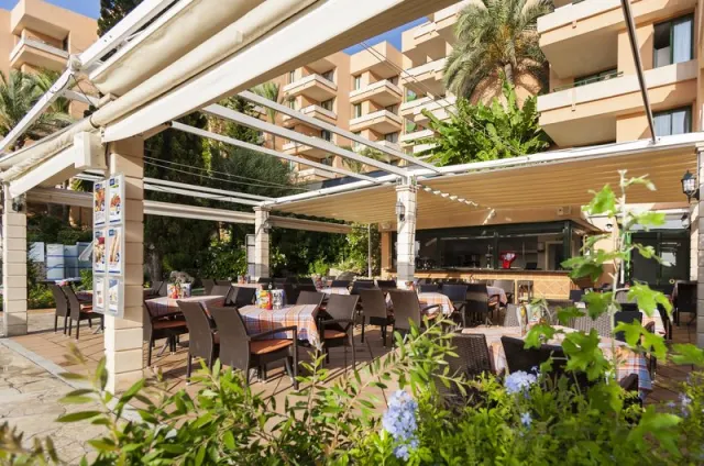 Globales Nova Apartments - photo 3