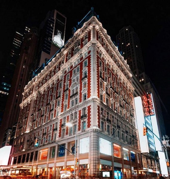 The Knickerbocker Hotel