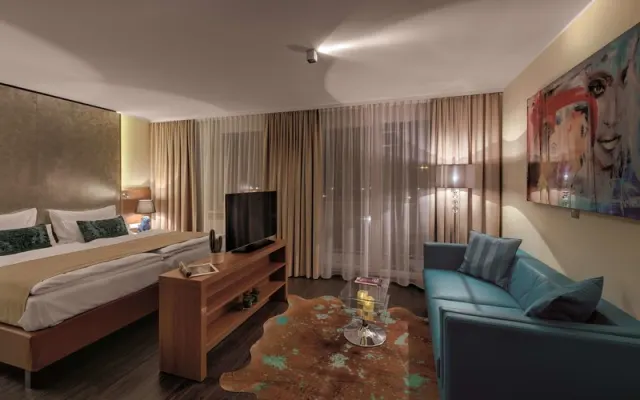 Amedia Luxury Suites Graz Trademark Collection by Wyndham, Steiermark