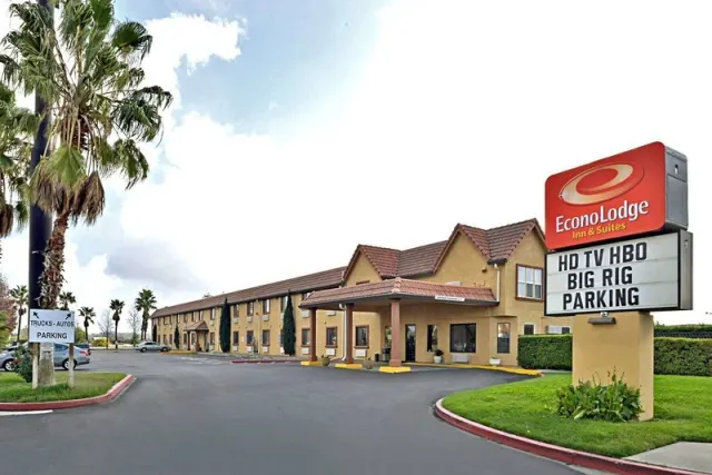 Econo Lodge Inn & Suites, Corning