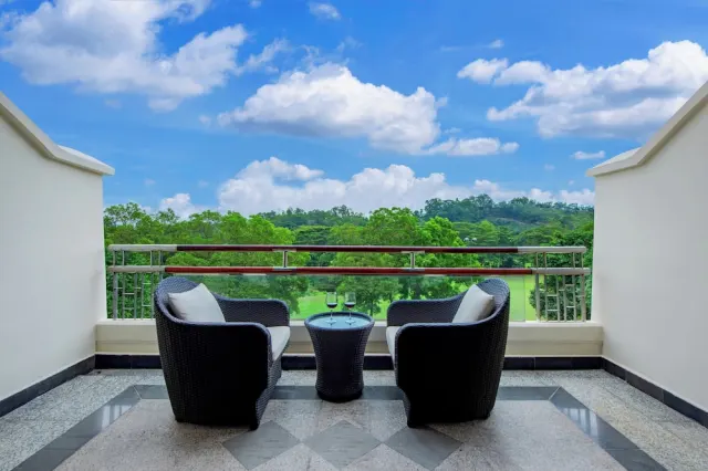 Mission Hills Shenzhen, South coast