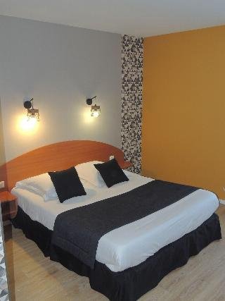Hotel Des Trois Marchands, Bressuire