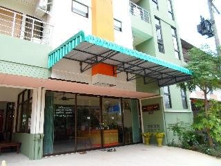 Ban Maitreejit, Surat Thani