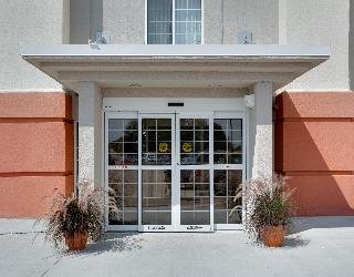 Candlewood Suites Salina, Salina