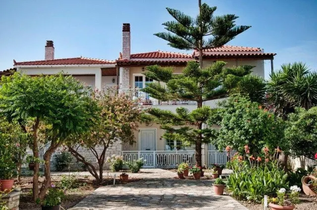 Samos Apartments, Samos