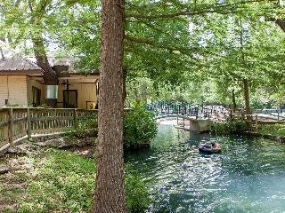 The Resort at Schlitterbahn, New Braunfels