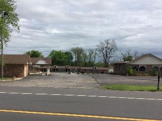 Sunset Inn Clarksville, Clarksville