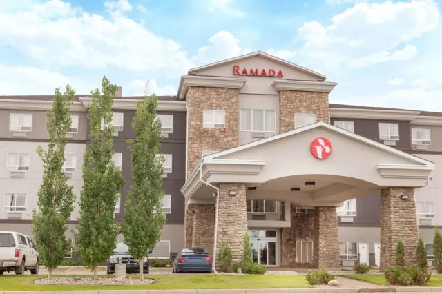Ramada by Wyndham Camrose, Alberta