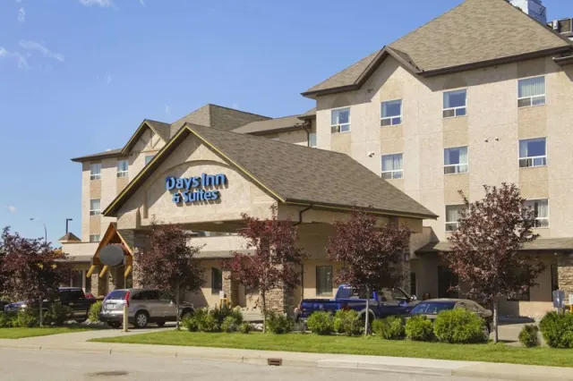 Days Inn & Suites by Wyndham West Edmonton, Alberta