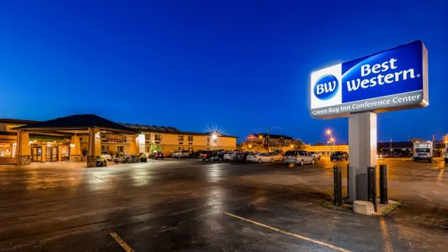 Best Western Green Bay Inn Conference Center - photo 2