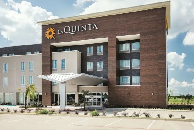 Residence Inn Dallas Plano/The Colony - photo 3