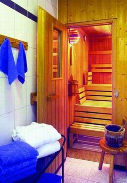 SensCity Hotel Berlin Spandau - photo 4