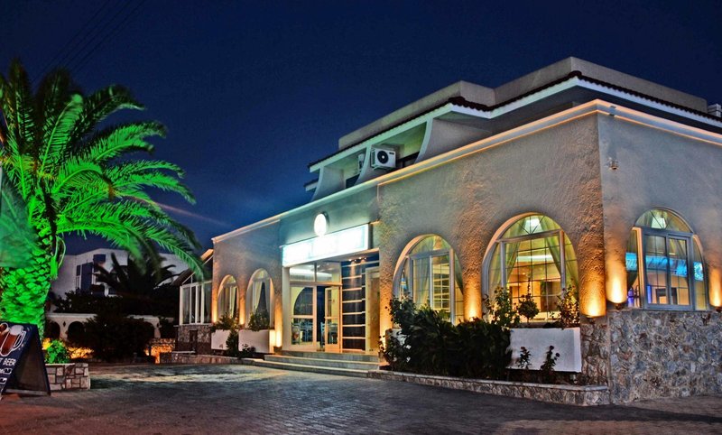 Sacallis Inn Beach Hotel - photo 1