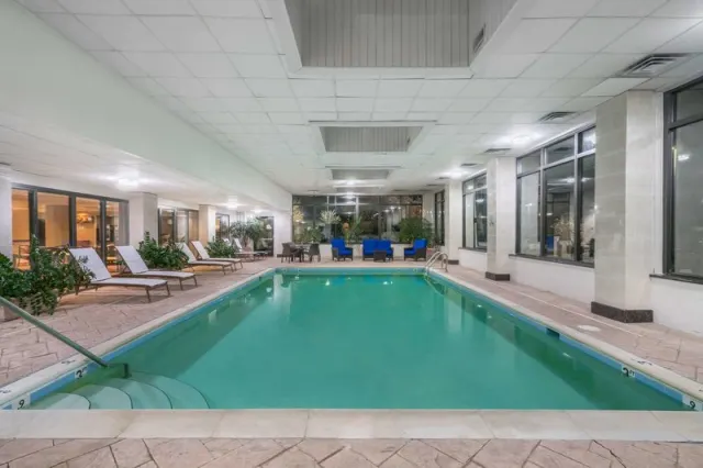 Wingate by Wyndham Lexington - photo 2