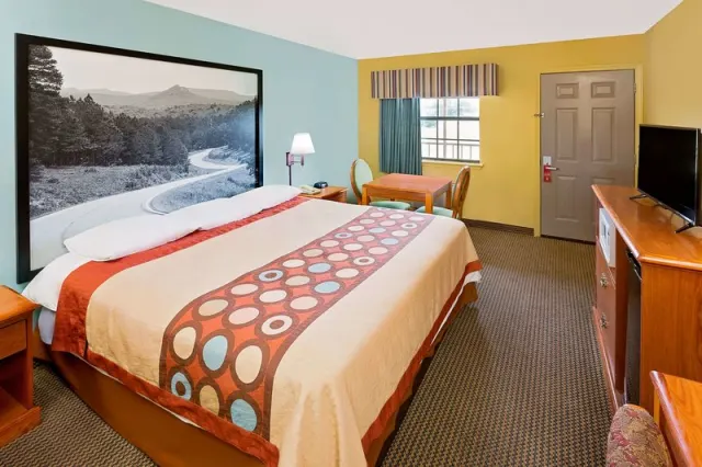 Super 8 by Wyndham Hazen - photo 4
