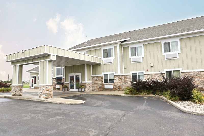 GrandStay Hotel & Suites Perham - foto 1