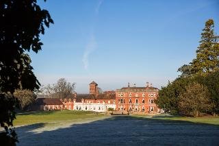 Oakley Hall Hotel - foto 2