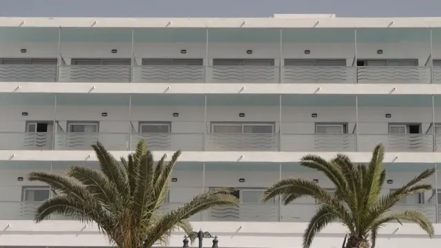 Belair Beach Hotel - foto 3