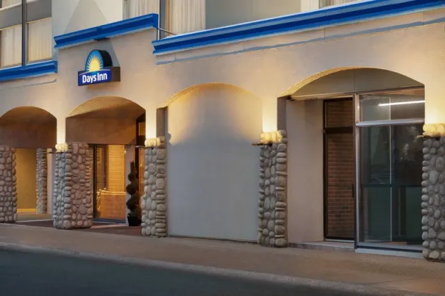 Days Inn by Wyndham Edmonton Downtown - foto 4