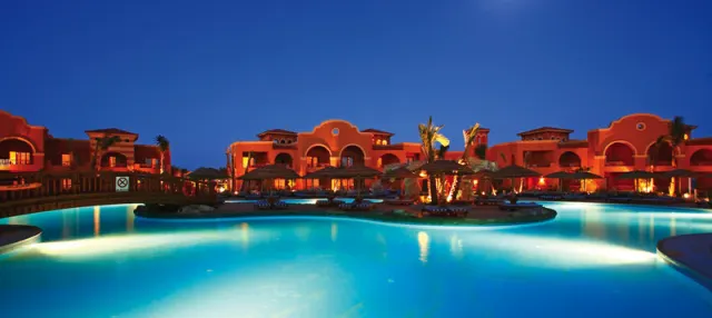 Charmillion Gardens Aqua Park Resort - photo 2