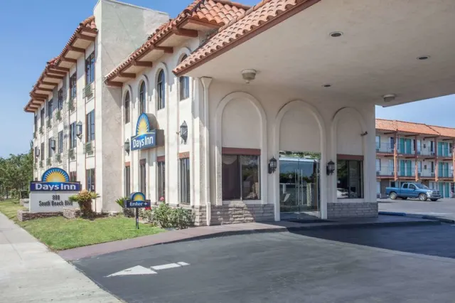 Days Inn by Wyndham Anaheim Near the Park - photo 2