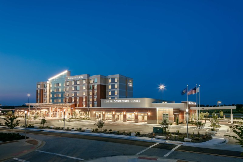 Hyatt Place Kansas CityLenexa City Center - photo 1