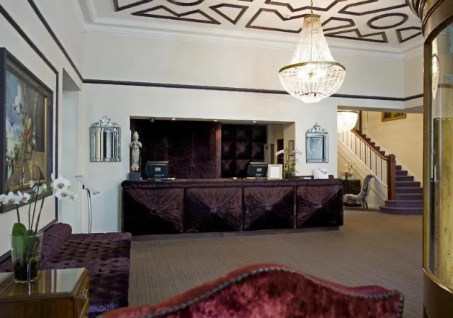 Lansdowne Place Hotel - photo 3