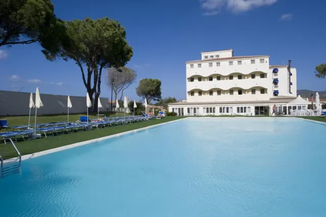AHR Baja Hotel & Spa - photo 2