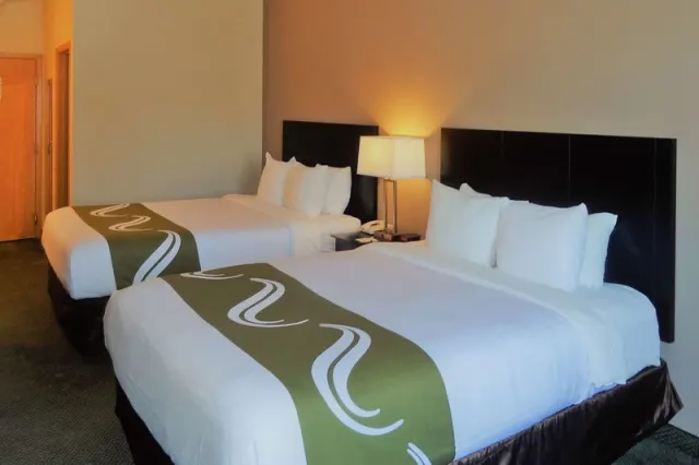 Quality Inn Tulalip - Marysville - photo 2