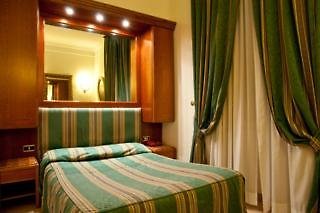 Hotel Luce - photo 1