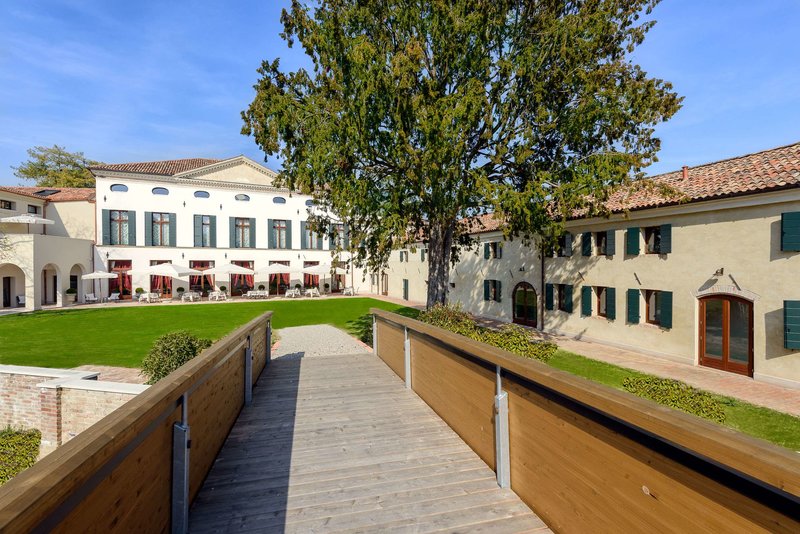 Hotel Villa Barbarich - photo 1
