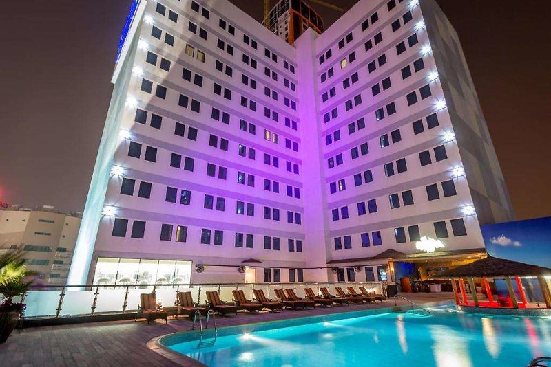 Elite Crystal Hotel - photo 1