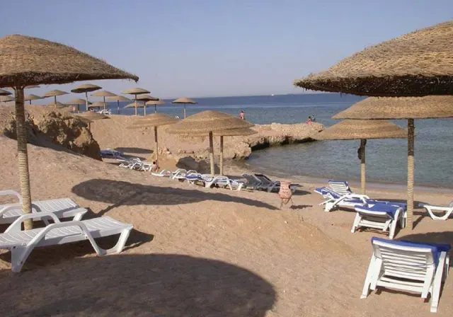 Charmillion Sea Life Resort - photo 4