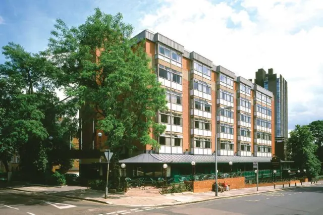Britannia Hampstead Hotel - photo 2